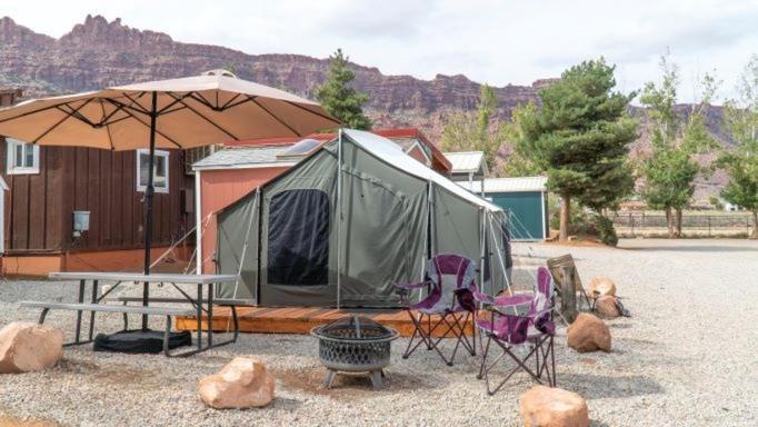 Funstays Glamping Setup Tent In Rv Park #4 Ok-T4 Moab Exterior photo